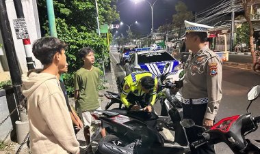 Cegah Aksi Balap Liar, Polres Gresik Gencarkan Patroli Dinihari