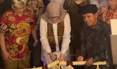 Para Seniman Berkumpul di Pameran Karya Seni Artos Nusantara Banyuwangi