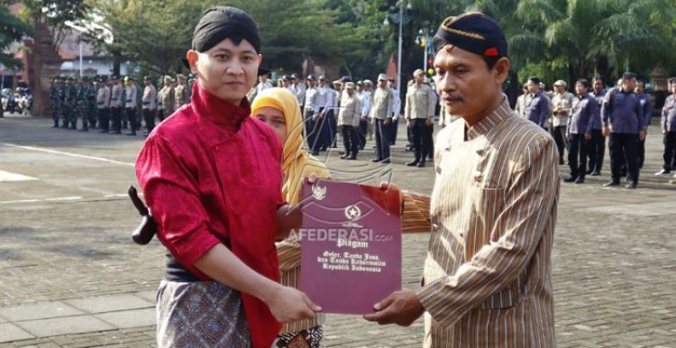 Peringati Hari Otoda dan Hardiknas, Bupati Arifin: Dekatkan Pelayanan dan Kualitas Pelayanan