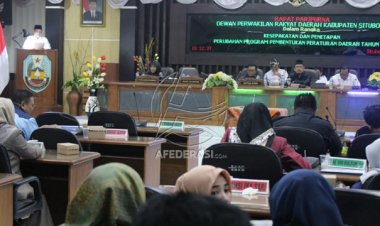 Rapat Paripurna, DPRD Situbondo Setujui Perubahan Propemperda