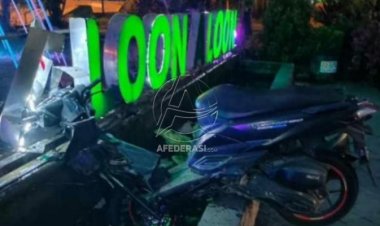 Diduga Depresi, Pemuda Tulungagung Tabrak Neon Box Alon - Alon Tulungagung