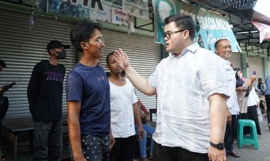 Cek Lokasi Kebakaran, Bupati Kediri Mas Dhito Bakal Beri Bantuan Modal Pedagang