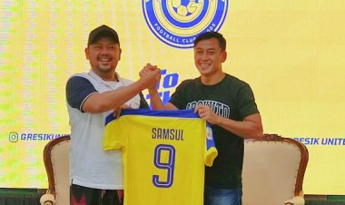 Mantan Striker Timnas Samsul Arif Bela Gresik United, Ini Alasanya