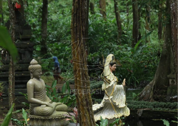 Antaboga Wisata Religi Banyuwangi Simbol 6 Agama