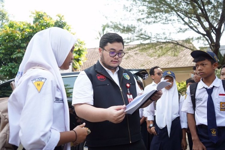 Bupati Kediri Mas Dhito Respon Surat Pelajar SMP, Ajak Pelajar Menginap di Pendopo