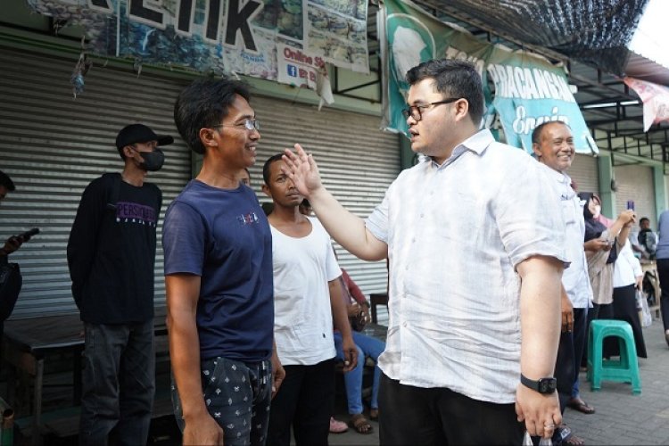Cek Lokasi Kebakaran, Bupati Kediri Mas Dhito Bakal Beri Bantuan Modal Pedagang