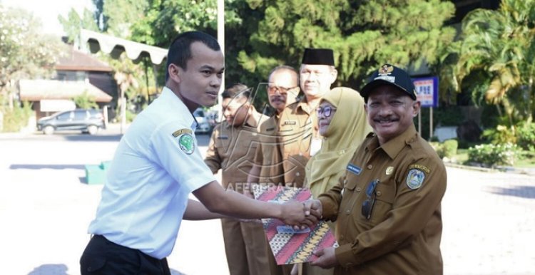 Ratusan Nakes di Situbondo Terima SK PPPK