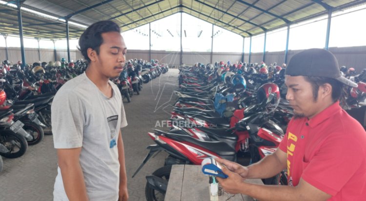 Mudahkan Karyawan Pabrik, Desa Mojoayu Kediri Pakai Brizzi untuk Layanan Parkir Non Tunai