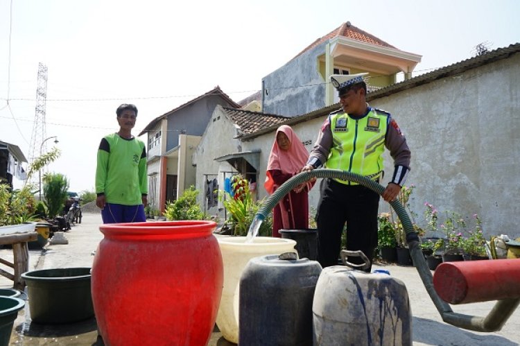 Dilanda Kekeringan, Gresik Krisis Air Bersih