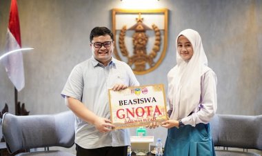 Terpilih Jadi Paskibraka Nasional, Siswi SMA 2 Pare Terima Hadiah dari Mas Dhito