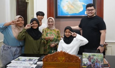 Puluhan Siswa SMPN 2 Pare Menginap di Rumah Dinas Bupati Kediri