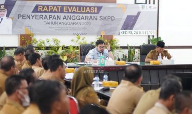 Bupati Kediri Minta Lintas OPD Bersinergi Sukseskan Pembangunan Stadion
