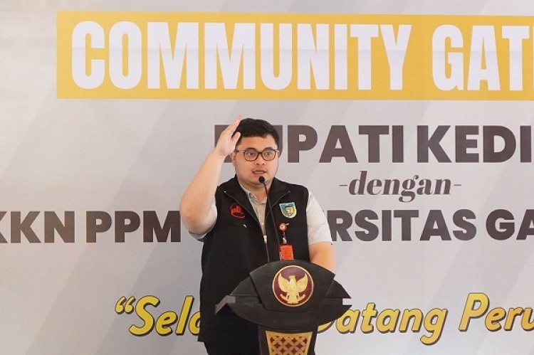 Mas Dhito Minta Mahasiswa Bisa Berikan Outcome Bagi Masyarakat di Tempat KKN