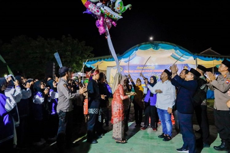 Bupati Gresik Luncurkan Program Bawean Rintisan Pulau Pendidikan