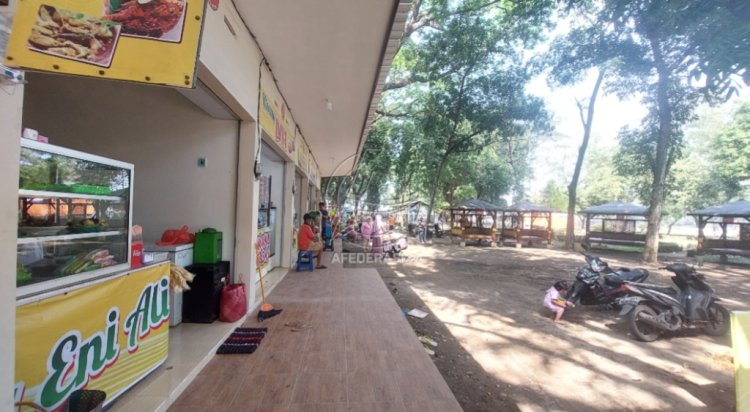 Tata Ulang Pujasera Bendung Gerak Waru Turi Jadi Magnet Baru Wisatawan