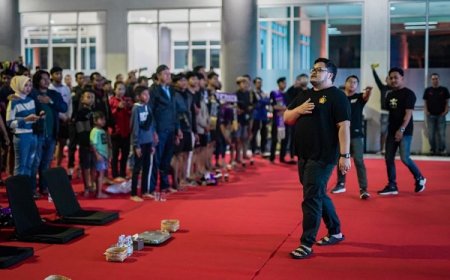 Patut Dicontoh, Mas Dhito Gelar Nobar Bareng Persik Mania