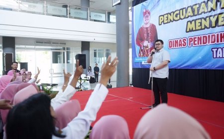 2024, Mas Dhito Bakal Naikkan Insentif Guru PAUD 50 Persen