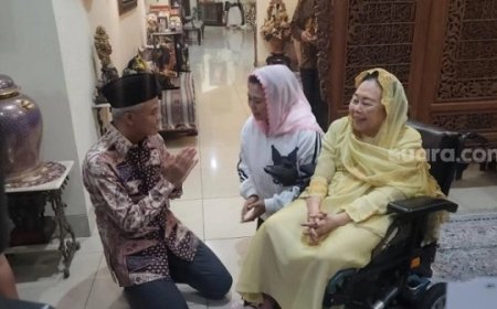Ganjar Sempat Lempar Guyonan ke Yenny Wahid: Mau Gak Mbak Tak Ajak?