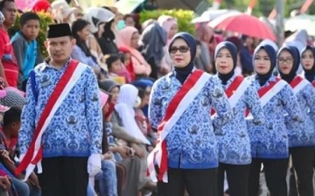 Kabar Baik! Jokowi Bakal Umumkan Kenaikan Gaji PNS Hari Ini