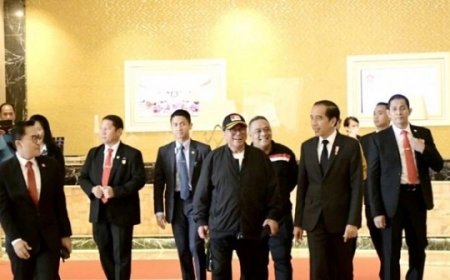 1 Jam Bertemu di Medan, OSO Hanura Klaim Tak Bicarakan Politik dengan Jokowi