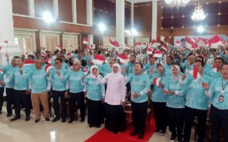 Sapa ASN se-Bakorwil IV Pamekasan, Gubernur Khofifah Sampaikan Prestasi Provinsi Jatim di Tingkat Nasional