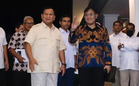 Gaduh Tarian Politis Budiman Sudjatmiko Berujung Pemecatan