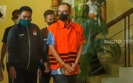 PERDANA! Rafael Alun Jalani Sidang Kasus Gratifikasi dan TPPU Hari Ini