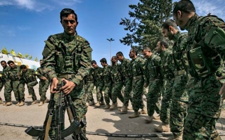 Bentrokan di Suriah Timur yang Dikuasai Kurdi Tewaskan 13 Pejuang