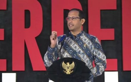 Nadiem Hapus Syarat Skripsi untuk Kelulusan, Pengamat Pendidikan: Kebijakan yang Relevan