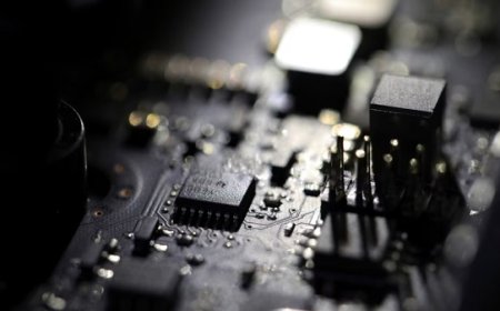 Operasi Pimpinan FBI Bongkar Malware Terkenal Qakbot