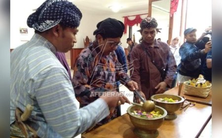 Jelang Hari Jadi Trenggalek, Bupati Arifin Gelar Tradisi Jamasan