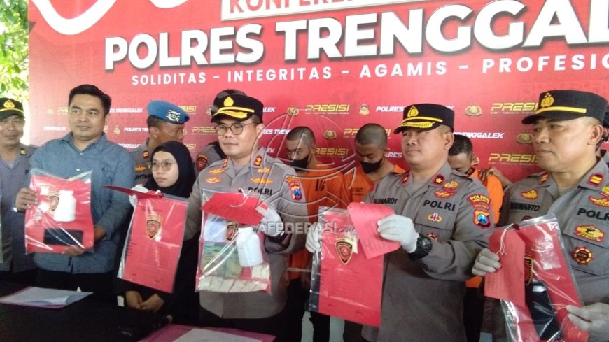 Polres Trenggalek Ringkus Lima Pelaku Diduga Pengedar Pil Dobel L