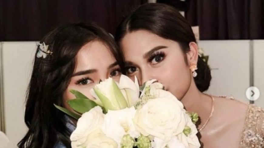 Fuji Dapat Bunga Lemparan Pengantin Pratama Arhan dan Azizah Salsha, Ternyata Ini Maknanya Lho