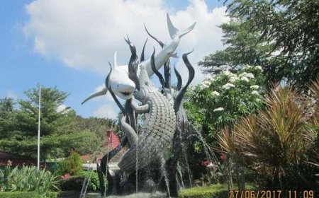 Cuma 5 Kilometer dari Patung Suro Boyo, Rooftop dan Bar Ini Sajikan Pemandangan Memikat Kota Surabaya