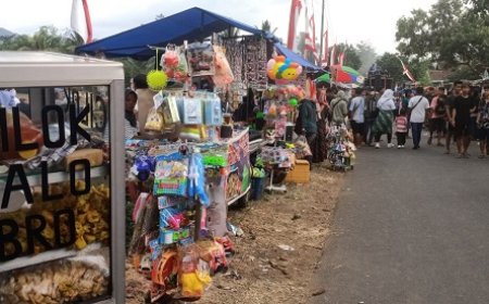 Karnaval Desa Lampeji Dongkrak Perekonomian