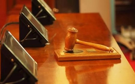 Berpotensi Jadi Senjata Kriminalisasi, Ini Deretan 'Pasal Karet' Yang Perlu Dicabut Dari UU ITE