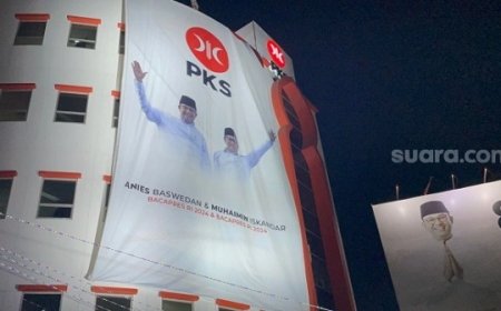 Setuju Lakukan Pengusungan, PKS Bentangkan Banner Raksasa Anies-Cak Imin di Markasnya