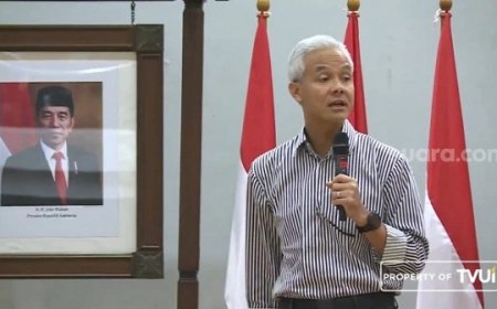 Ungkit Anies, Ganjar Duga Diundang Isi Kuliah di UI karena Hasil Survei: Saya Cuma Pejabat Kampung