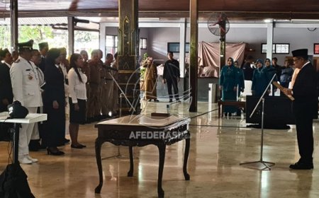 Jelang Berakhirnya Masa Jabatannya, Bupati Maryoto Lantik 602 Pejabat Tulungagung