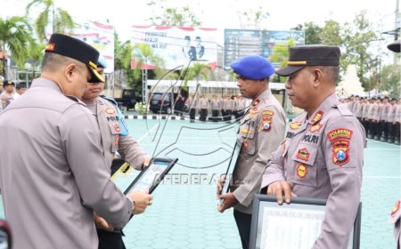 Kapolresta Banyuwangi Berikan Penghargaan dan Teguran Menguatkan Kinerja Personel