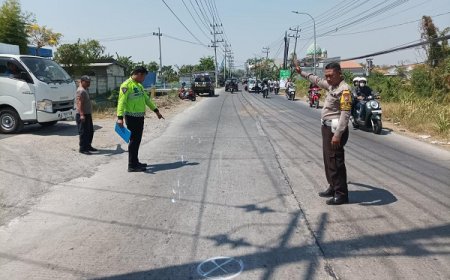 Kecelakaan Maut di Gresik: Pengendara Motor Tewas Ditabrak dari Belakang