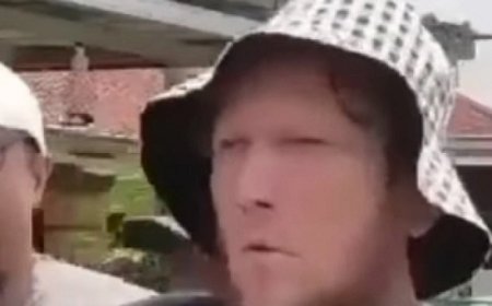 Sadis! Ngamuk Diduga Gegara Tak Dibela Istri, Bule Amrik Bunuh Mertua: Arthur Tusuk Leher Agus Bertubi-tubi