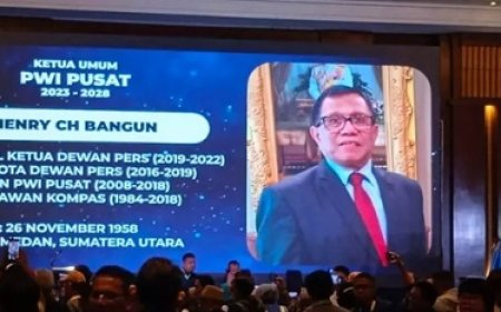 Incumbent  Atal S Depari Tumbang, Hendry CH Bangun Ketua Umum PWI Pusat