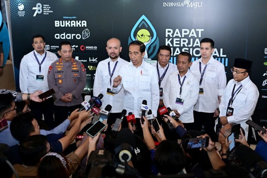 Soal Gangguan LRT, Presiden Jokowi: Kekurangan akan Kita Evaluasi dan Perbaiki