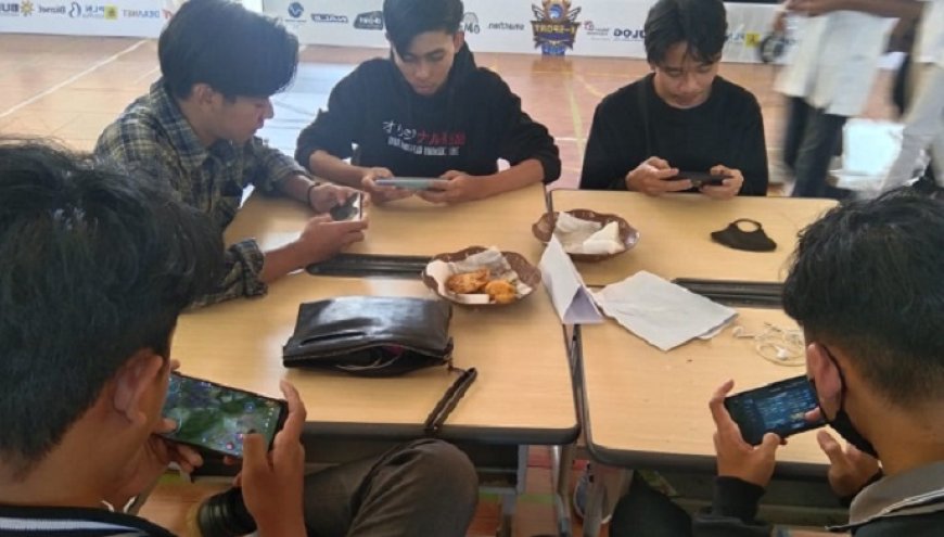 Puluhan Gamers Mobile Legend dan Free Fire Bondowoso Bertarung, Ubah Paradigma Negatif Main Game