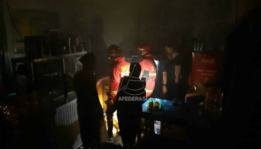 Lantaran Obat Nyamuk, Kantin UIN SATU Tulungagung Hangus Terbakar