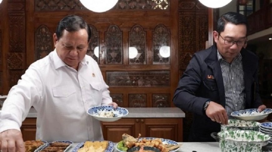 Dibawain Oleh-oleh Khas Bandung, Prabowo-Ridwan Kamil Makan Cilok di Kertanegara, Sinyal Apa?