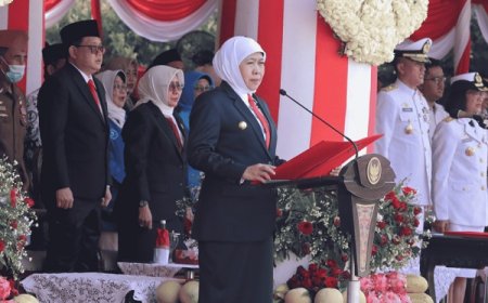 Khofifah Memimpin Peringatan Hari Kesaktian Pancasila 2023: Menuju Indonesia Emas 2045