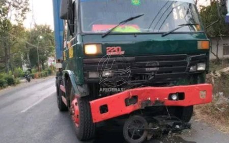 Tragis, Kecelakaan di Kepung, Warga Malang Tewas Usai Tabrak Truk Kontainer