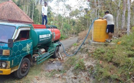 PKB Pacitan Membantu Warga dengan Penyaluran Air Bersih
